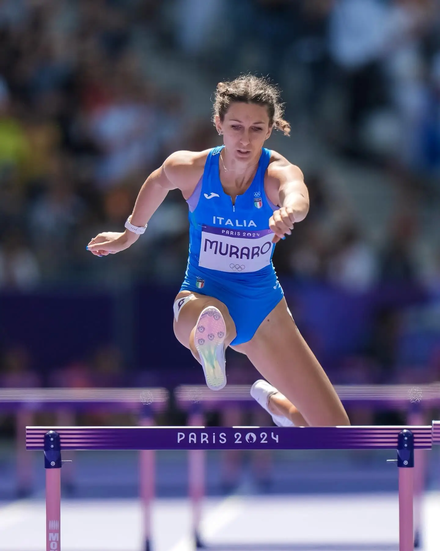 Alice Muraro mentre supera un ostacolo ai Giochi di Parigi 2024